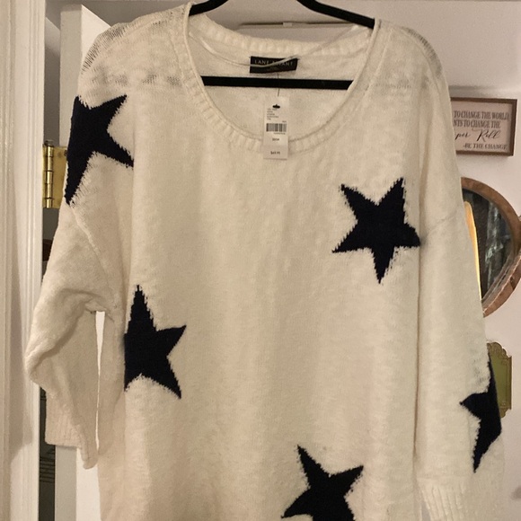 Lane Bryant⭐️Distressed White & BlueStars⭐️ ClassicPullOver SweaterNWT Size22/24 - Picture 7 of 10
